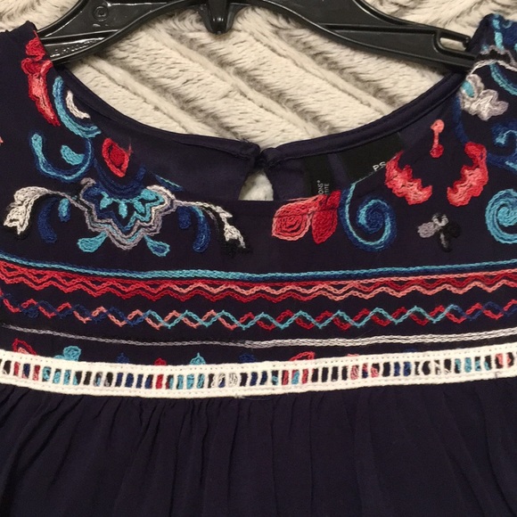 Adorable Cold -Shouldered Navy PS Dress - Picture 4 of 4